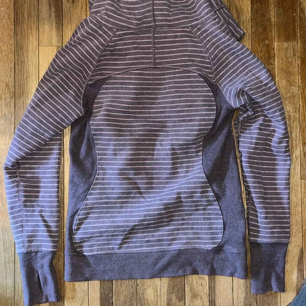 Lulemon scuba hoodie - Picture 4 of 4